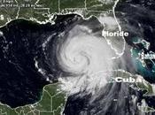 L'ouragan renforce Texas déclenche l'état d'uragence