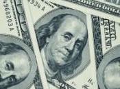 entrepreneur trouve euros l'intérieur d'une salle bains