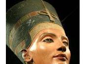 buste Nefertiti aurait lifté