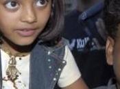 star «Slumdog Millionaire» Rubina, neuf ans, vendre