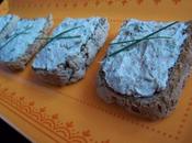 Toasts pain semi-complet graines pavot rillettes maquereaux