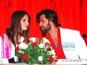 [PHOTOS] Hrithik Sussanne launch Country Vivah Global Card