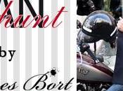 moto avec James Bort dans nouveau Manhunt