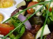 Salade roquefort, pomme, noisettes