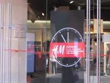 Ouverture nouveau magasin H&amp;M; Boulevard Haussmann