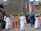 Défilé Suliac Bretagne (1/5)