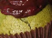 Cupcakes matcha &amp; ganache chocolat-framboise sans beurre