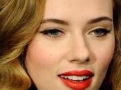 Scarlett Johansson jamais sans rouge soirée Mango