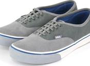 Deluxe vans authentic