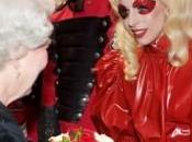 Quand Lady Gaga Miley Cyrus rencontre reine Oups