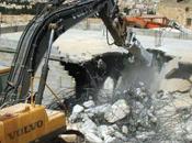 Pourquoi ferment-ils yeux bulldozers israéliens