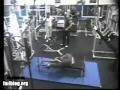 Vidéo chute insolite, d'un homme train muscler