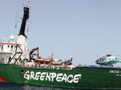 Veillée d&#8217;armes bateau Greenpeace