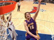 Lakers passent troisième