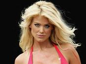 Victoria Silvstedt premier single clip sexy Saturday Night