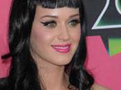 Katy Perry elle utilise Wikipedia