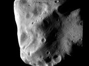 Survol Lutetia sonde spatiale Rosetta réussi