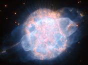 nébuleuse planétaire 3918 photographiée télescope Hubble