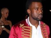 Kanye West très proche d'une Pussycat Dolls