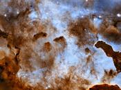 Piliers dans nébuleuse Carène photographiés télescope Hubble