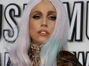 Lady Gaga star moins bien habillée