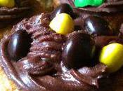 Cupcake coeur beurre cacahuètes glaçage chocolat M&amp;M's "Peanut butter"