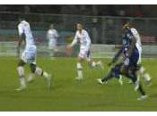 Résumé vidéo buts match Arles-Avignon (04/12/2010)