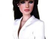 Angelina Jolie superbe poupée "The Tourist" eBay. voir!!!!!