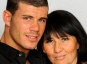 veut épouser fils Florent pose