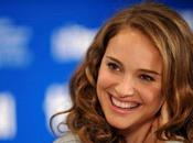 Natalie Portman bague fiançailles unique