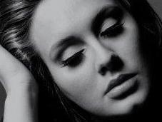 Critique Adele