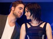 Robert Pattinson dans Twilight grâce piston Kristen Stewart