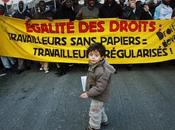 Manifestation sans papiers place Stalingrad