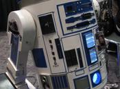 R2-D2 pleins consoles