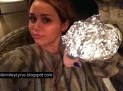 Nouvelle photo twitter Miley date hier.