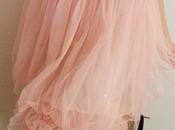 Style romantique: robe rose volant!