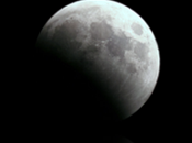 MoonBatteryTheme Soyez dans lune pendant chargement votre iPhone