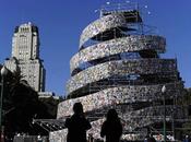 Levantan Torre Babel libros Buenos Aires