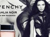Dahlia noir… Fleur fatale Givenchy!