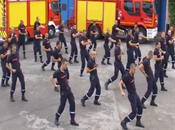 Flashmob Beat pompiers Priest