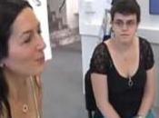 attachée presse joue comédie dans reportage