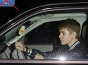 Justin Bieber "Texto" volant