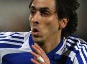 Chelsea offre Benayoun pour Modric