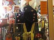 sorcière Miralda, signée Tatiana Domas, arrivée balai