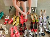 Femmes payent 16000 chaussures