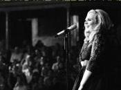 Adele opérée avec succès Live pour remercier fans