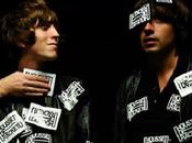 Housse Racket dévoile Château vidéo