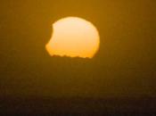 [Image jour] Eclipse partielle Soleil photographiée matin Nouvelle-Zélande