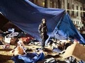 médias muselés contrôlés lors raid Occupy Angeles