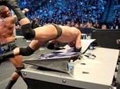 Randy Orton contre Wade Barrett match tous dangers